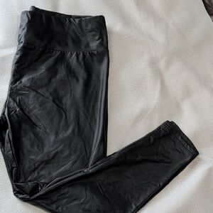SHEIN Shiny Black Leggings